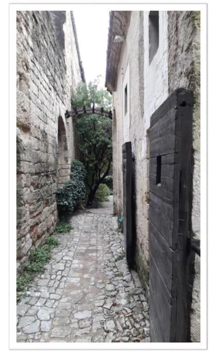 Charming Small House Close To Uzes Foissac  Экстерьер фото